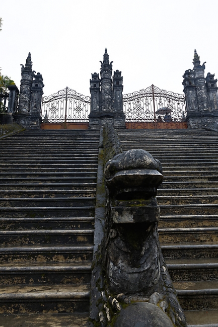 Hué-Tombeau de Khaï Dinh-009